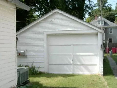 1012 E 13th, Winfield, KS 67156 photo 1