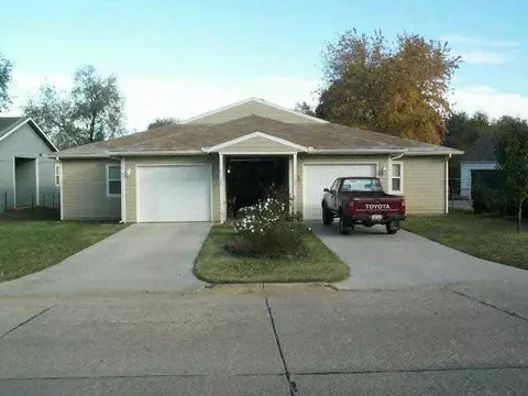 128 E Summit Ave, Augusta, KS 67010 photo 1