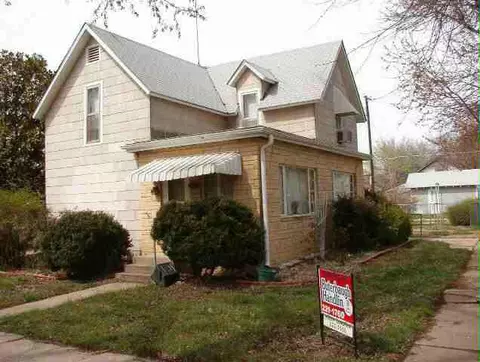 1120 E 6th, Winfield, KS 67156 photo 1