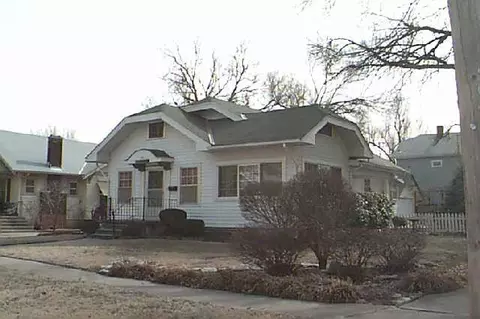 1201 E 12th, Winfield, KS 67156 photo 1