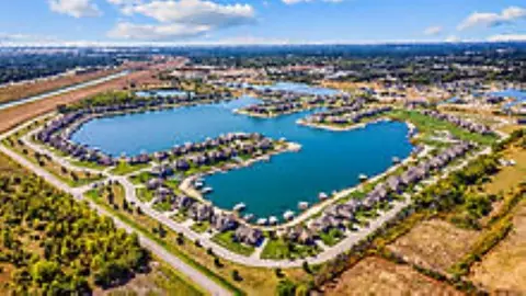 2412 N Doris Cir, Wichita, KS 67205