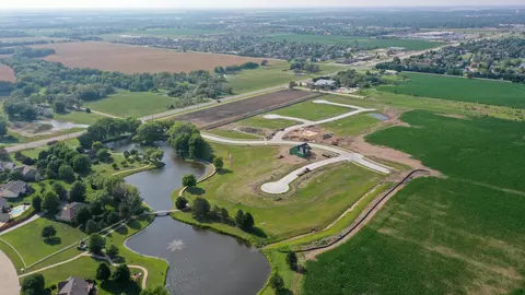 619 Glen Creek Ct, Newton, KS 67114