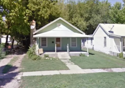 906 E 6th Ave, Winfield, KS 67156 photo 1
