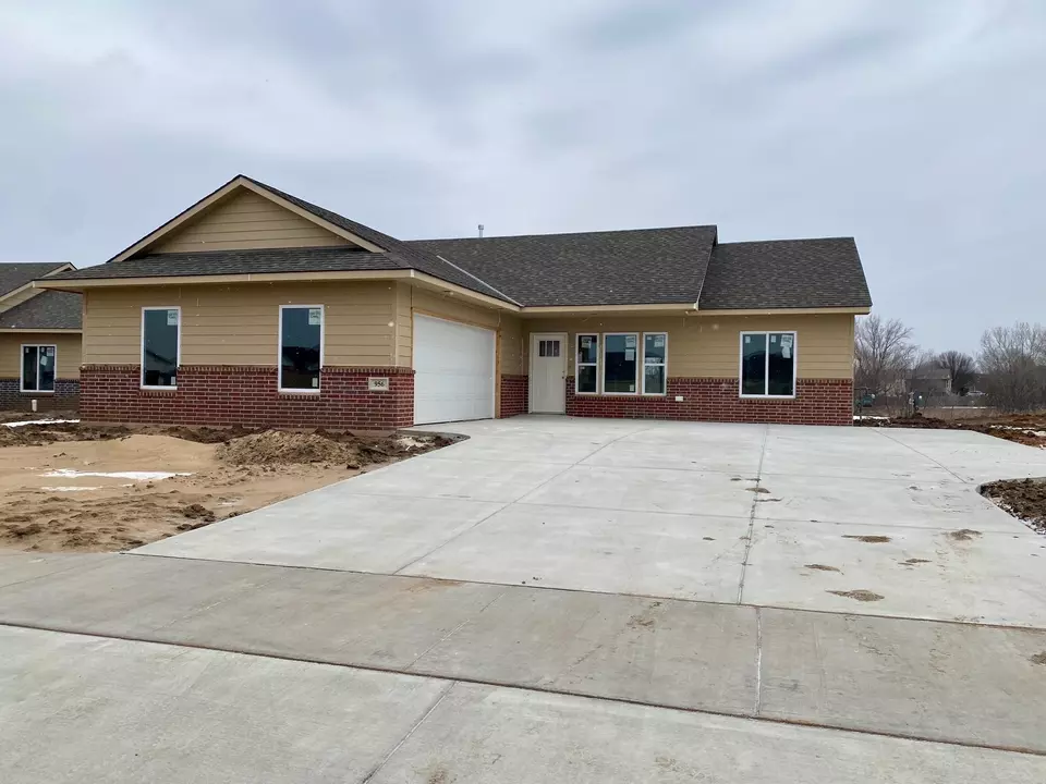 956 N Cloverleaf, Goddard, KS 67052 24 Photos Movoto