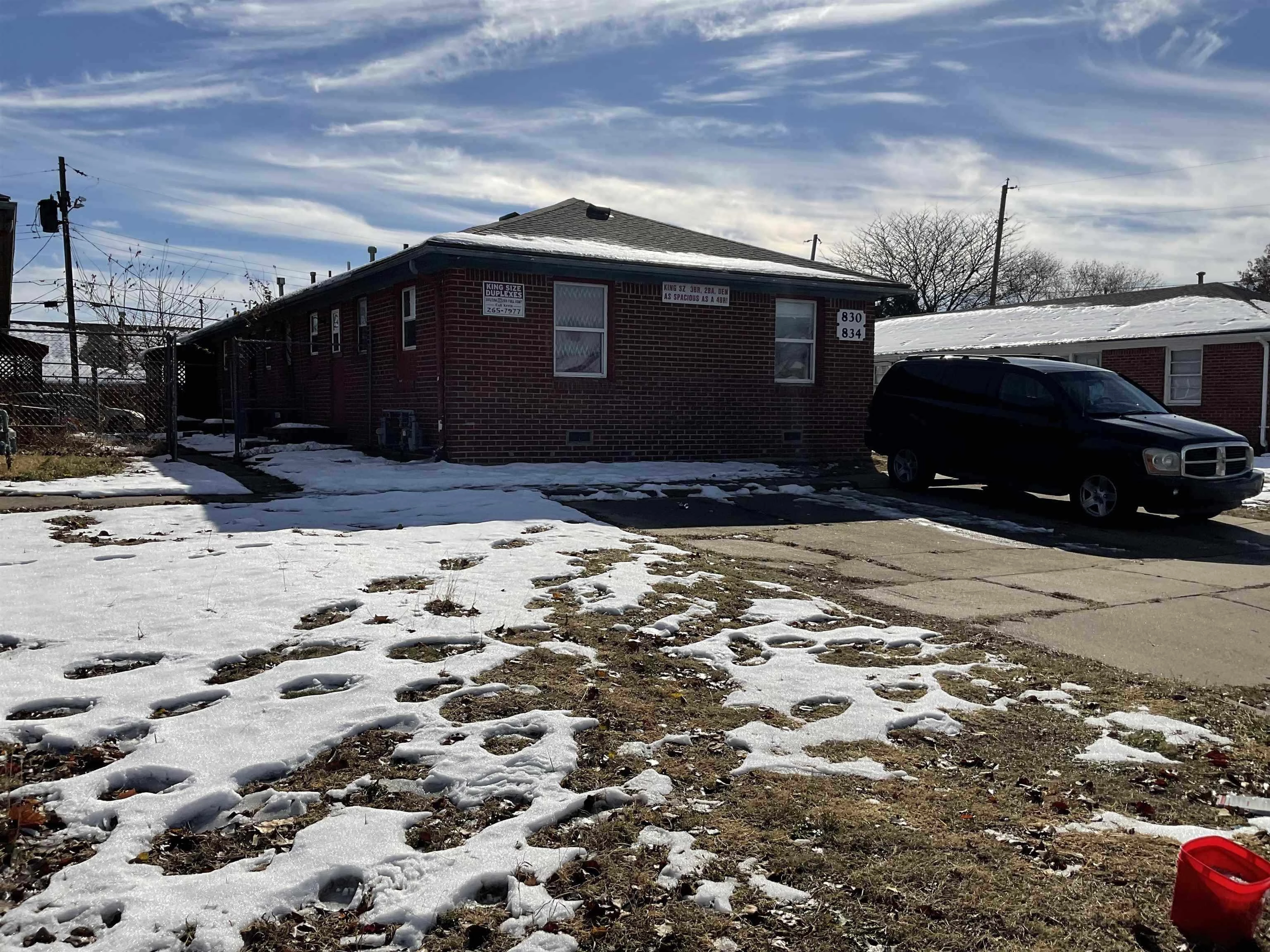 824-834 S San Pablo Ln