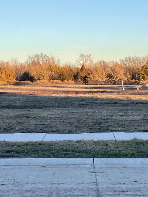 1209 Stutzman, Halstead, KS 67056 photo 1