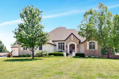 11 Crestway, Wellington, KS 67152