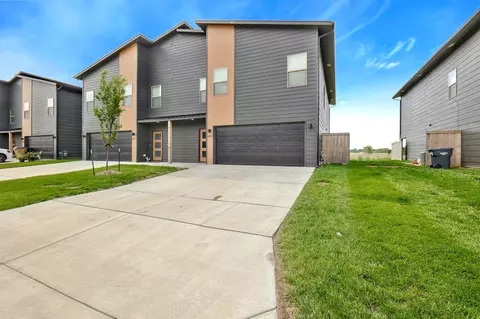 8843 W Haylee Cir, Maize, KS 67101 photo 1