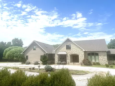 2000 E Madison, Arkansas City, KS 67005