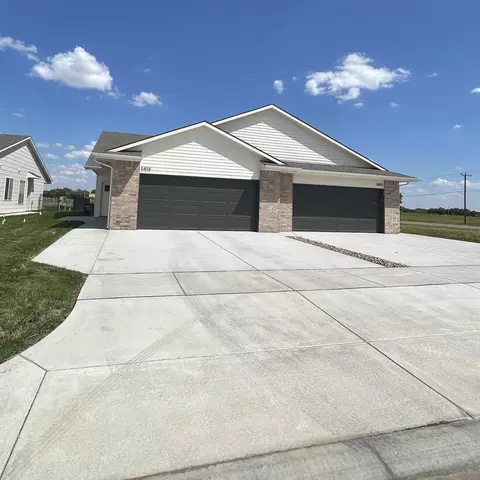 5510-5512 N Sandkey Ct, Wichita, KS 67204