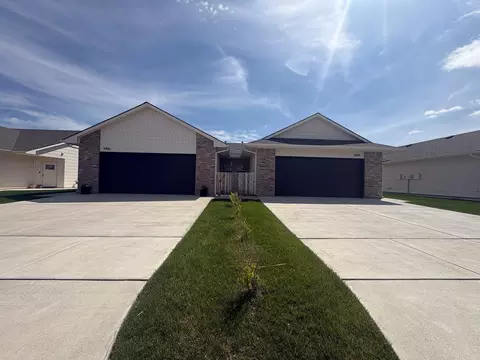 5416 N Sandkey Ct #5418, Wichita, KS 67204