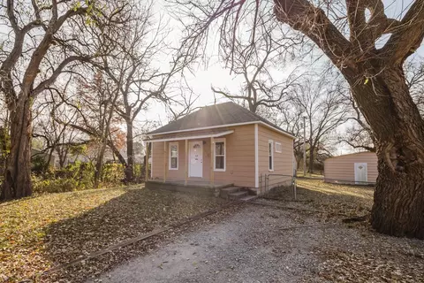 121 Emery St, Mulvane, KS 67110 photo 1
