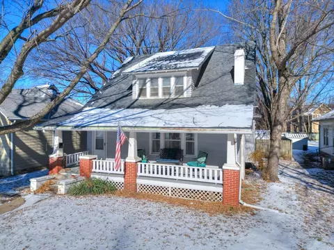 710 E 9th Ave, Winfield, KS 67156 photo 1