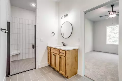 Bath - 5563 Wandering Way, Maize, KS 67101 photo 1 of 3