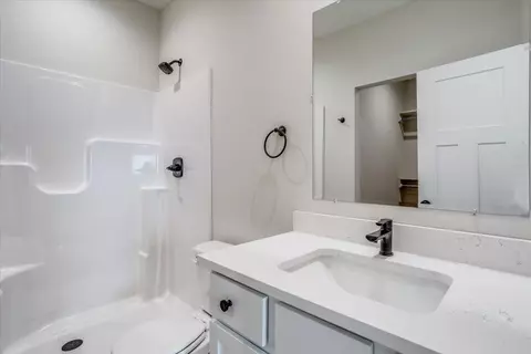 Bath - 5463 Briskbay Ct, Maize, KS 67101 photo 1 of 2