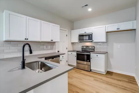 Kitchen - 5463 Briskbay Ct, Maize, KS 67101 photo 1 of 5