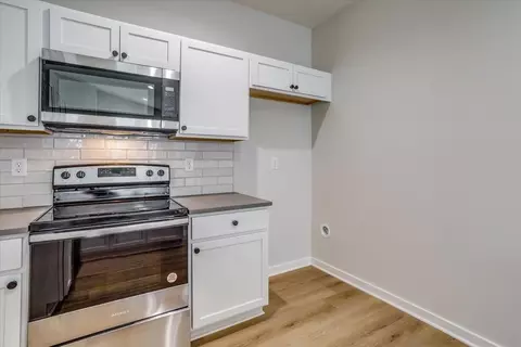 Kitchen - 5463 Briskbay Ct, Maize, KS 67101 photo 3 of 5