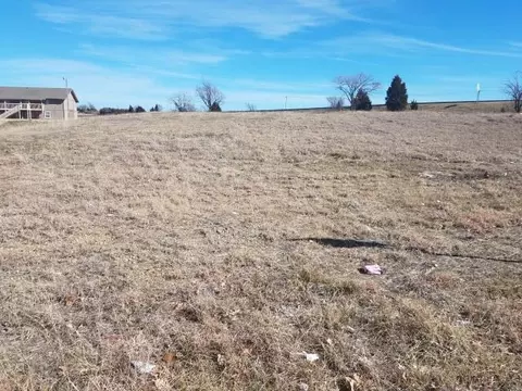 Woodlawn, Wichita, KS 67218