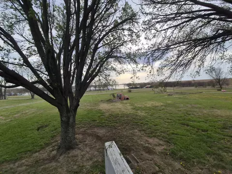 View/Area - 81 Eureka Lake Rd, Eureka, KS 67045 photo 2 of 2