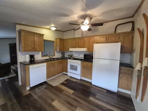 Kitchen - 81 Eureka Lake Rd, Eureka, KS 67045 photo 1 of 2