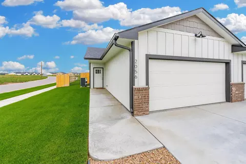 Exterior - 2017 N Reece St, Goddard, KS 67052 photo 3 of 11