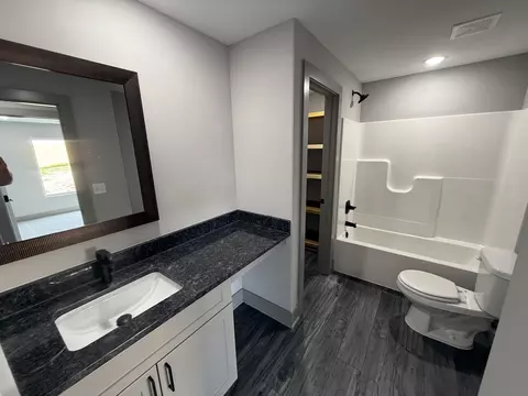 Bath - 130 E Poplar Cir, Goddard, KS 67052 photo 4 of 4