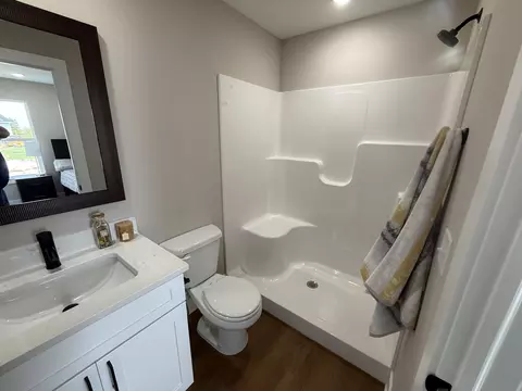 Bath - 102 E Poplar Ct, Goddard, KS 67052 photo 2 of 3