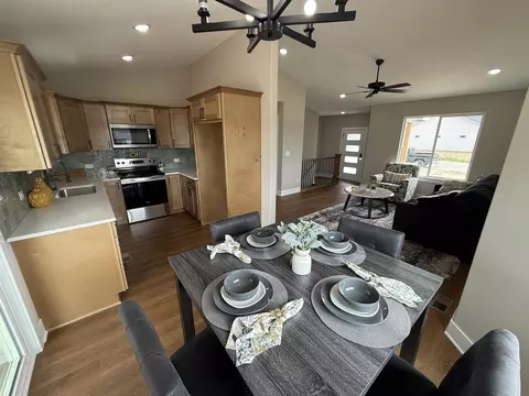 Dining - 102 E Poplar Ct, Goddard, KS 67052 photo 2 of 2