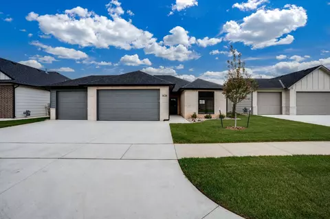 1634 N Forestview St, Wichita, KS 67235