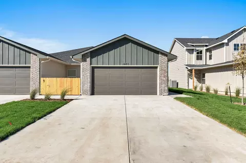160 N 162 N Gowen St, Goddard, KS 67052