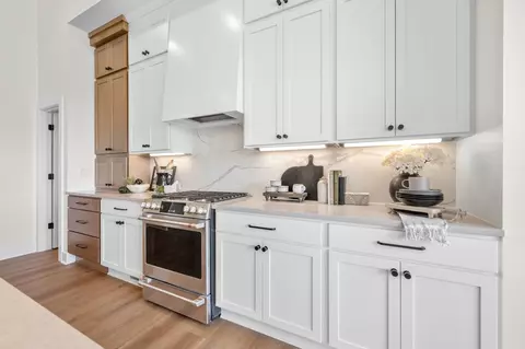 Kitchen - 8485 Pebble St, Maize, KS 67101 photo 3 of 4