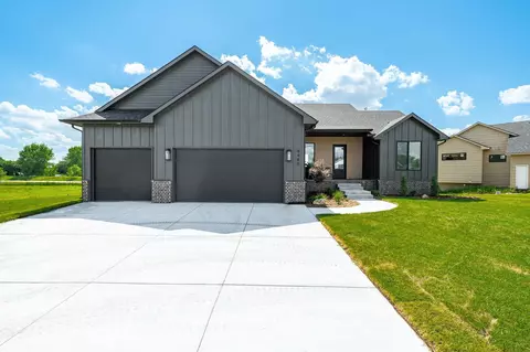 Exterior - 8485 Pebble St, Maize, KS 67101 photo 3 of 6