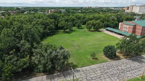 0000 Elm, Salina, KS 67401