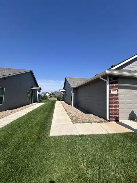 2611-2613 W 55th St N, Wichita, KS 67204