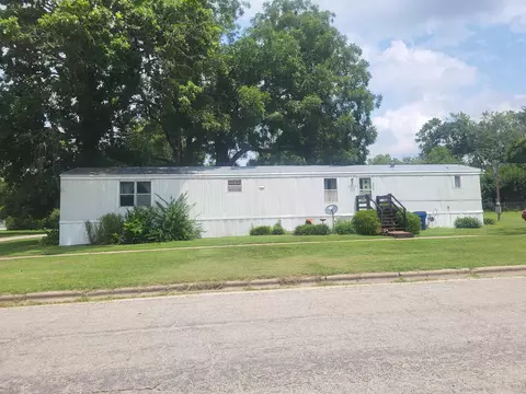 220 W 7th St #706 N. WALNUT, Eureka, KS 67045