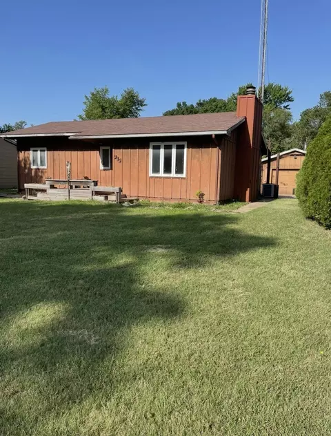 319 N Magnolia, Attica, KS 67009