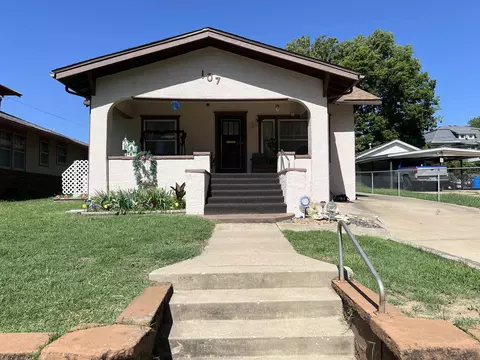 107 N C, Arkansas City, KS 67005