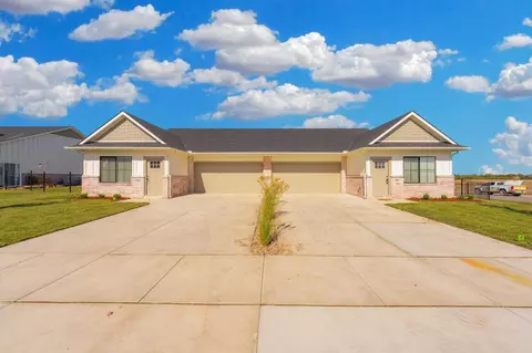2424 Elk Ridge Ave, Goddard, KS 67052