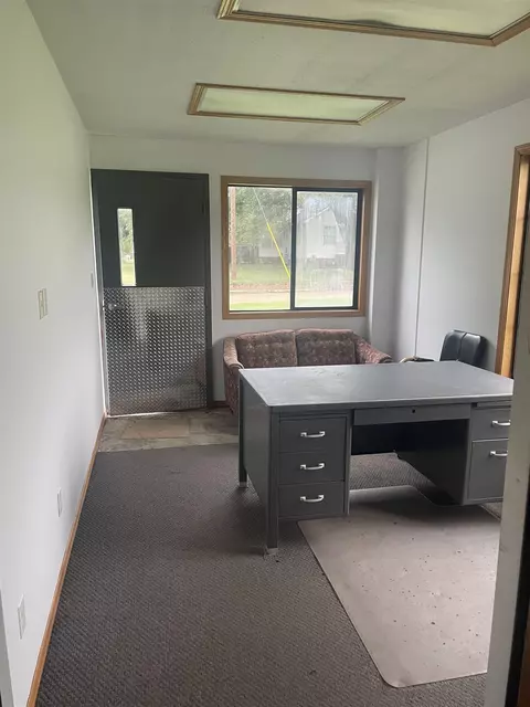 903 E 8th St, Harper, KS 67058 photo 4