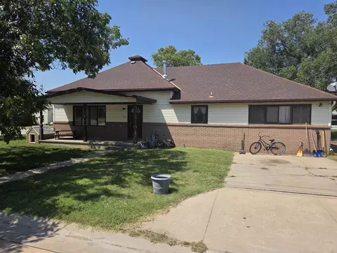 320 W Adams St, Burrton, KS 67020