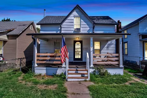 312 W 5th St, Newton, KS 67114