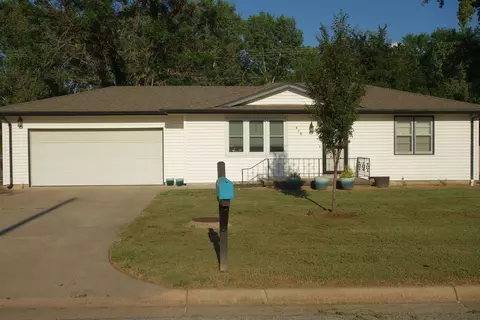 410 S Rucker, Mulvane, KS 67110