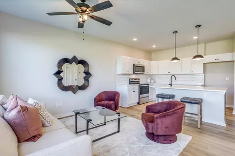 5408 N Briskbay Ct, Maize, KS 67101 photo 3