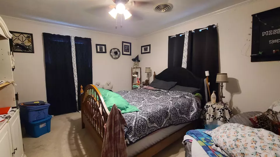 Bedroom - 610 N Washington Ave, Wellington, KS 67152 photo 3 of 3