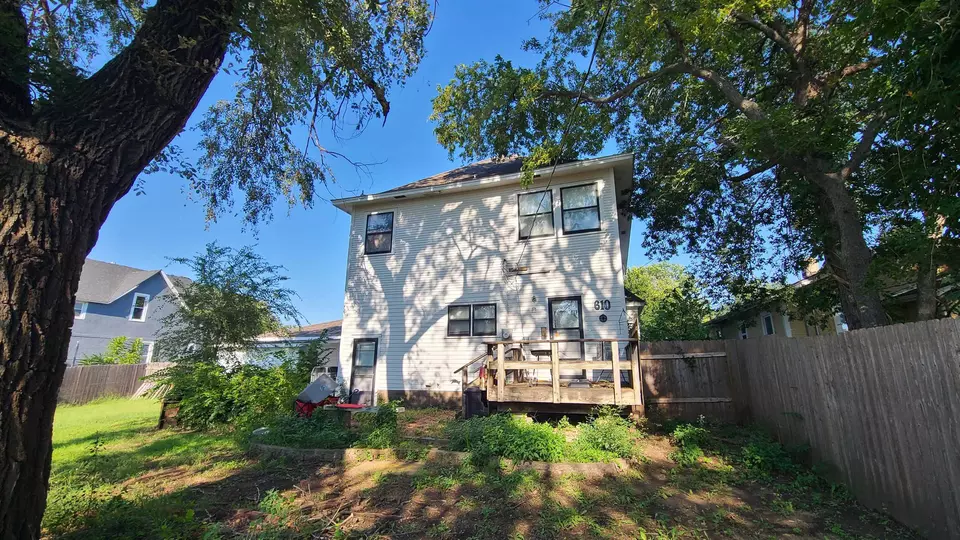 Exterior - 610 N Washington Ave, Wellington, KS 67152 photo 8 of 9