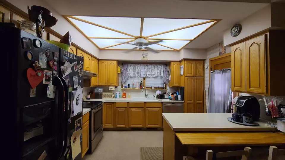 Kitchen - 610 N Washington Ave, Wellington, KS 67152 photo 1 of 3