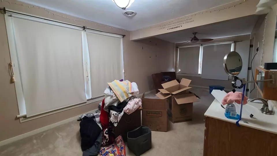 Bedroom - 610 N Washington Ave, Wellington, KS 67152 photo 2 of 3