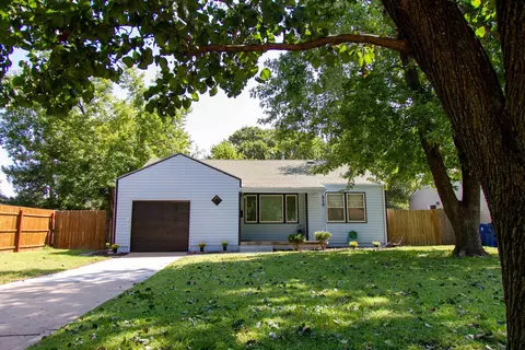 510 N Fern Ave, Wichita, KS 67203