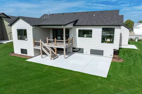 Exterior - 8499 W Pebble St, Maize, KS 67101 photo 6 of 8