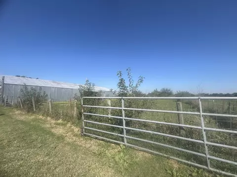 4018 S Burmac Rd, Burrton, KS 67020